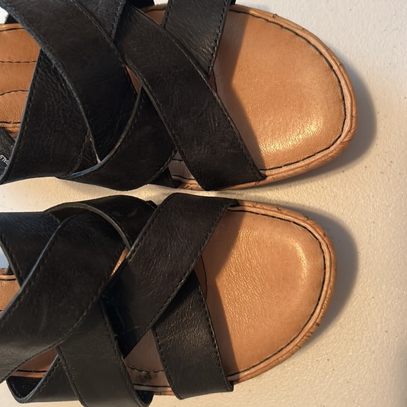 Ladies BORN Black Cork Wedge Sandal, sz 10, Excellent Condition!! - Picture 5 of 10